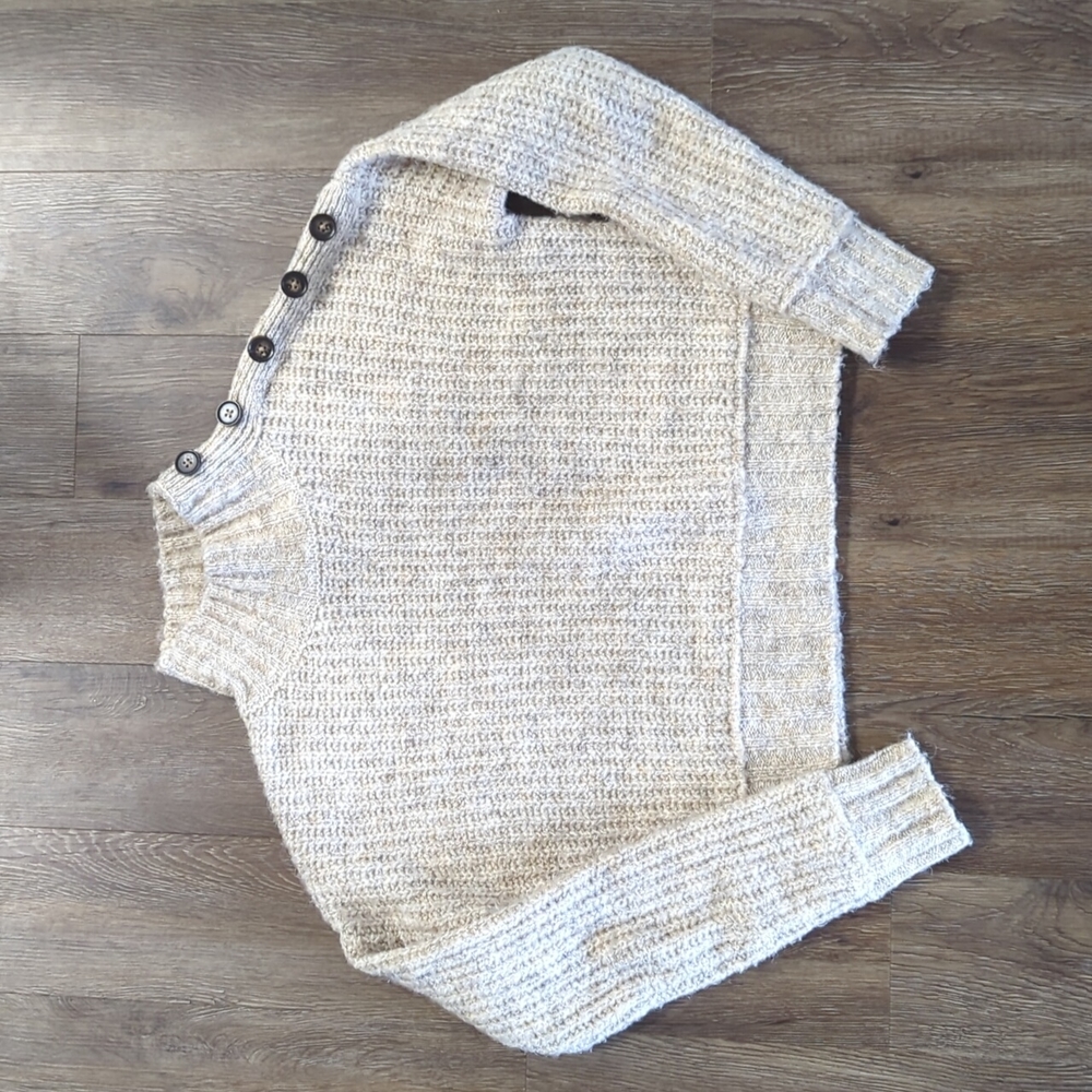 Jessica Simpson Cropped Turtleneck Sweater